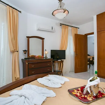 Hotel Asteras Paradise 4*