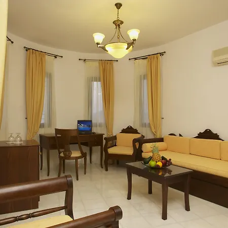 Asteras Paradise Hotell 4*