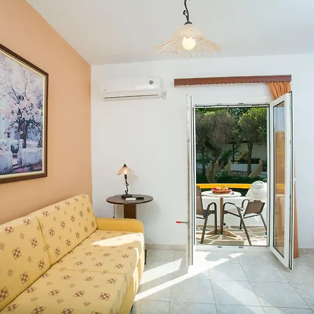 Hotel Asteras Paradise 4*