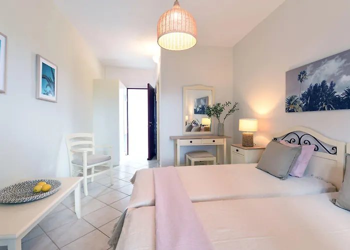 Asteras Paradise Kostos