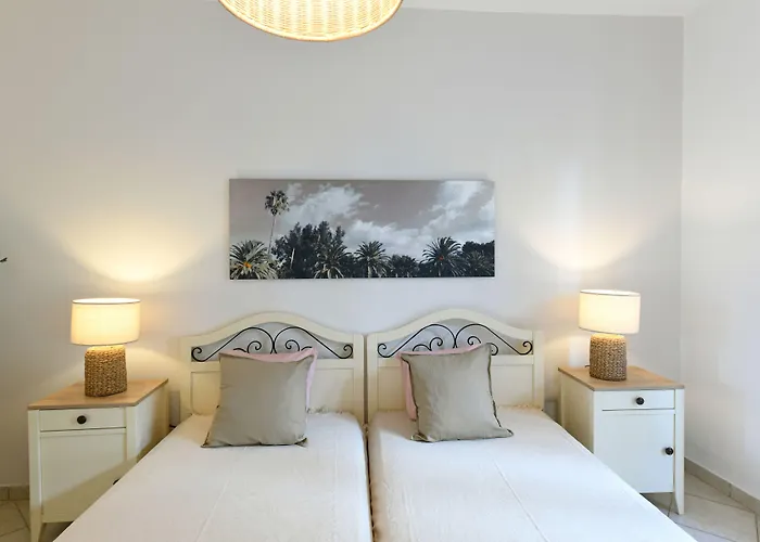 Asteras Paradise Hotell