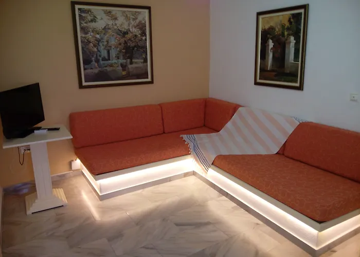 Hotell Asteras Paradise 4*