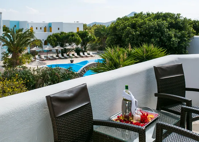 Hotell Asteras Paradise 4*