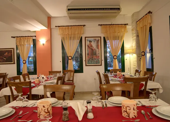 Asteras Paradise Hotell 4*